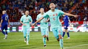 国足前锋闪耀中超 蓉城半程冠军呼之欲出
